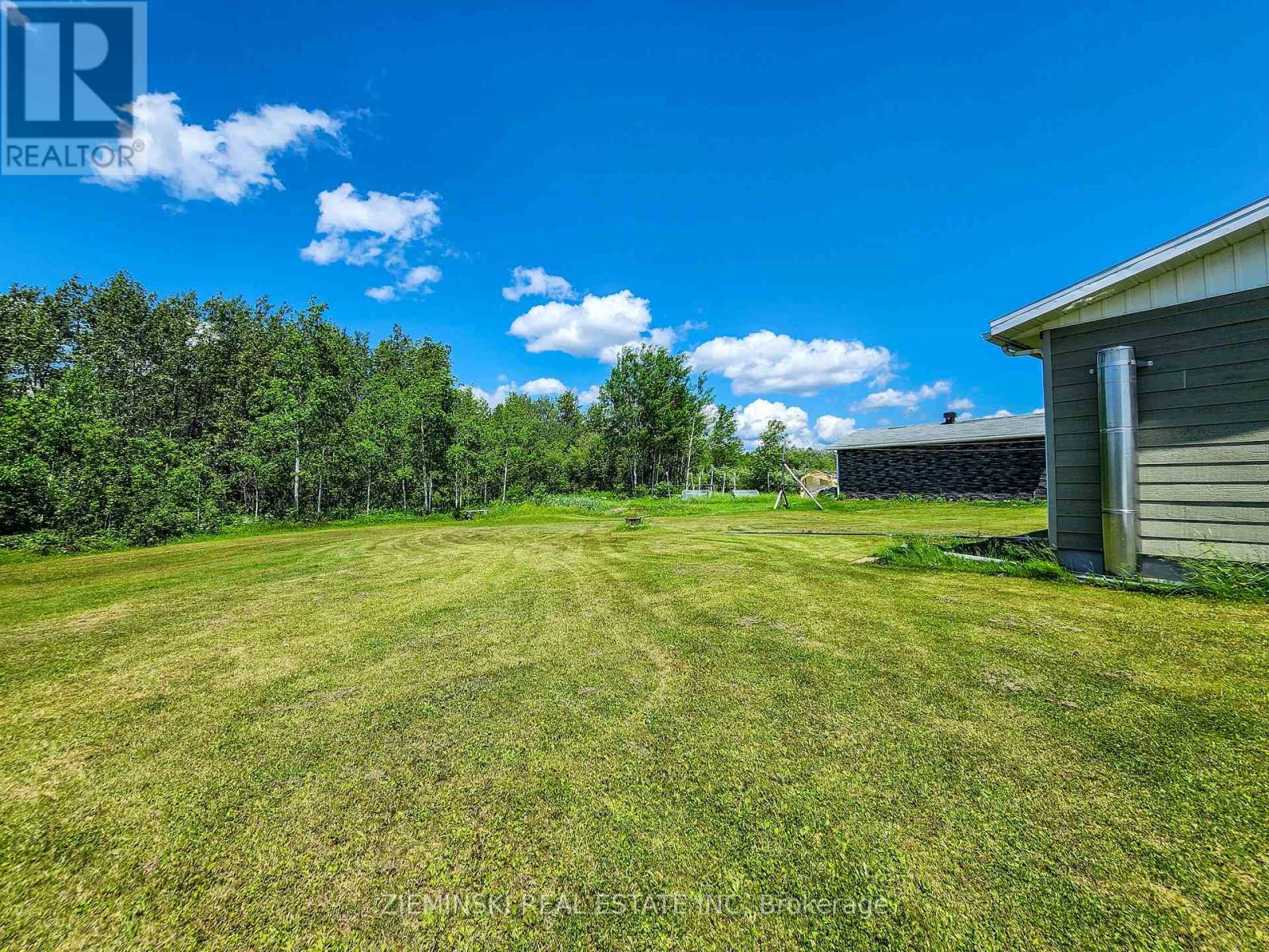 Photo 34 of 545 Silver Queen Lake Road, Cochrane ON