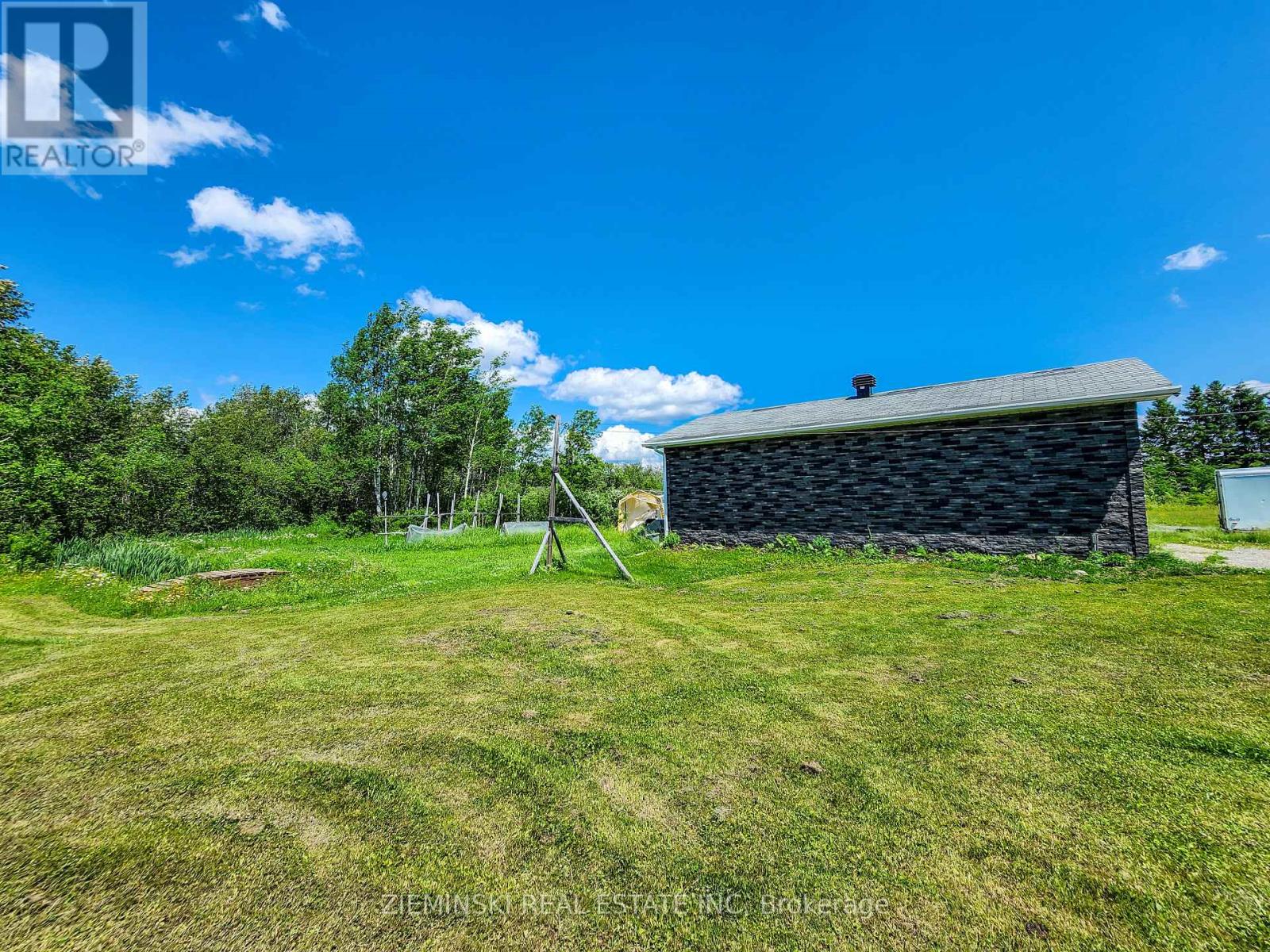Photo 23 of 545 Silver Queen Lake Road, Cochrane ON