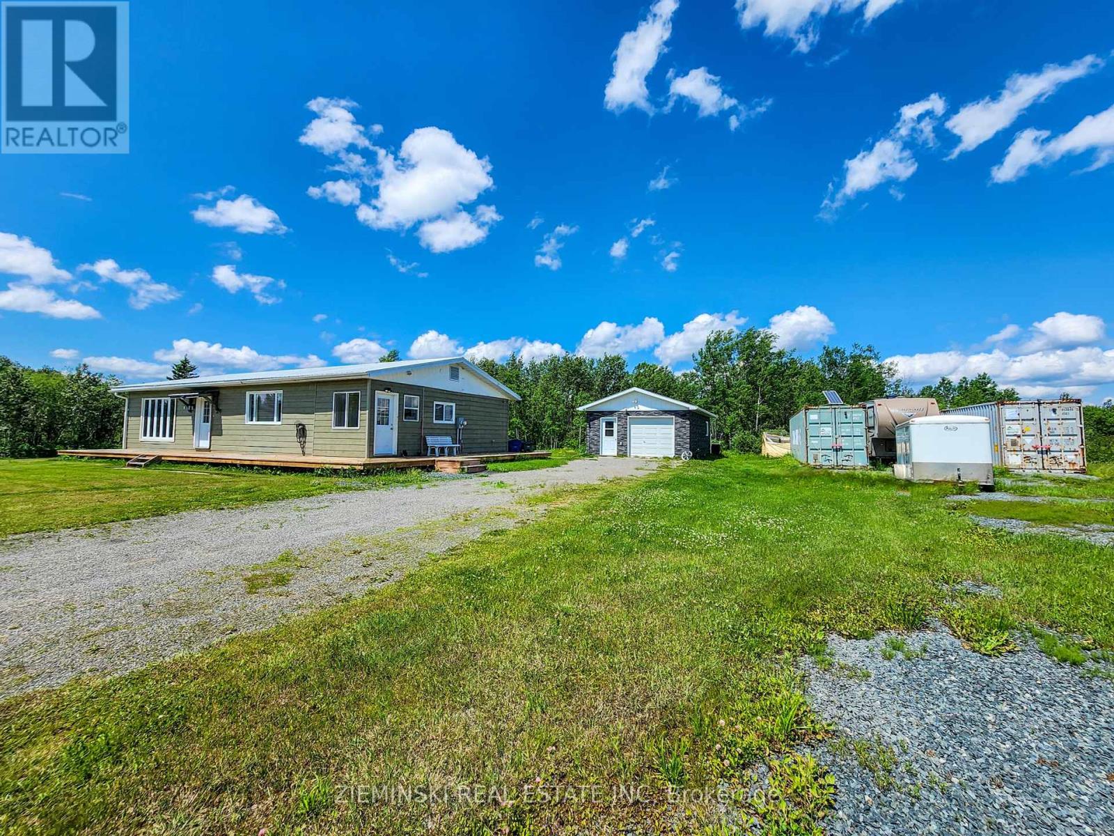 Photo 11 of 545 Silver Queen Lake Road, Cochrane ON