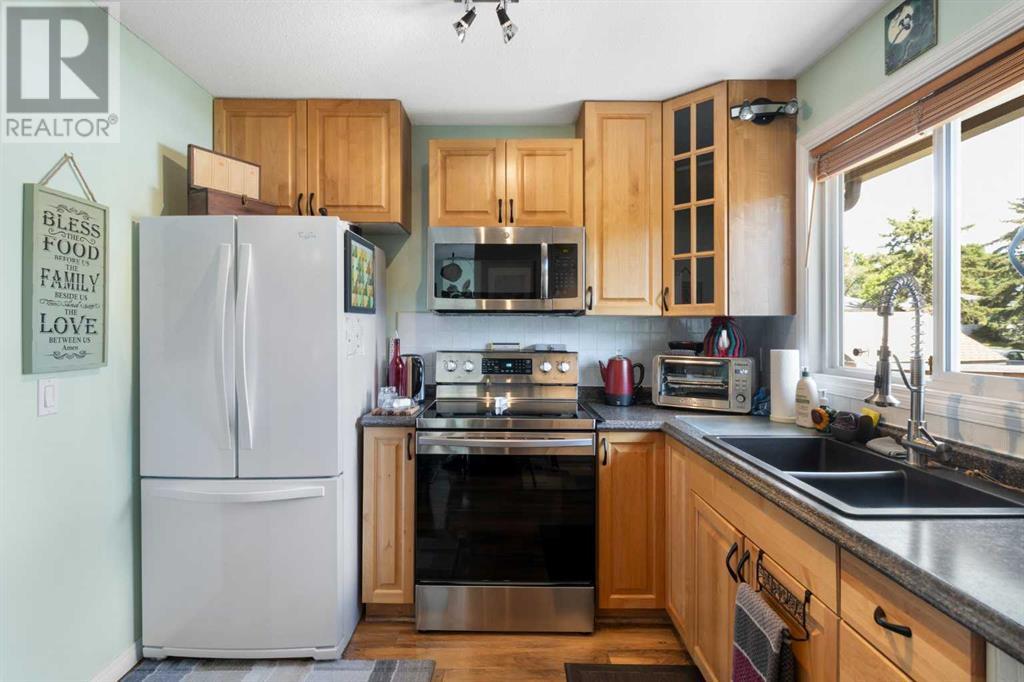 Single Family House for Sale in    Street SE Ogden Calgary 