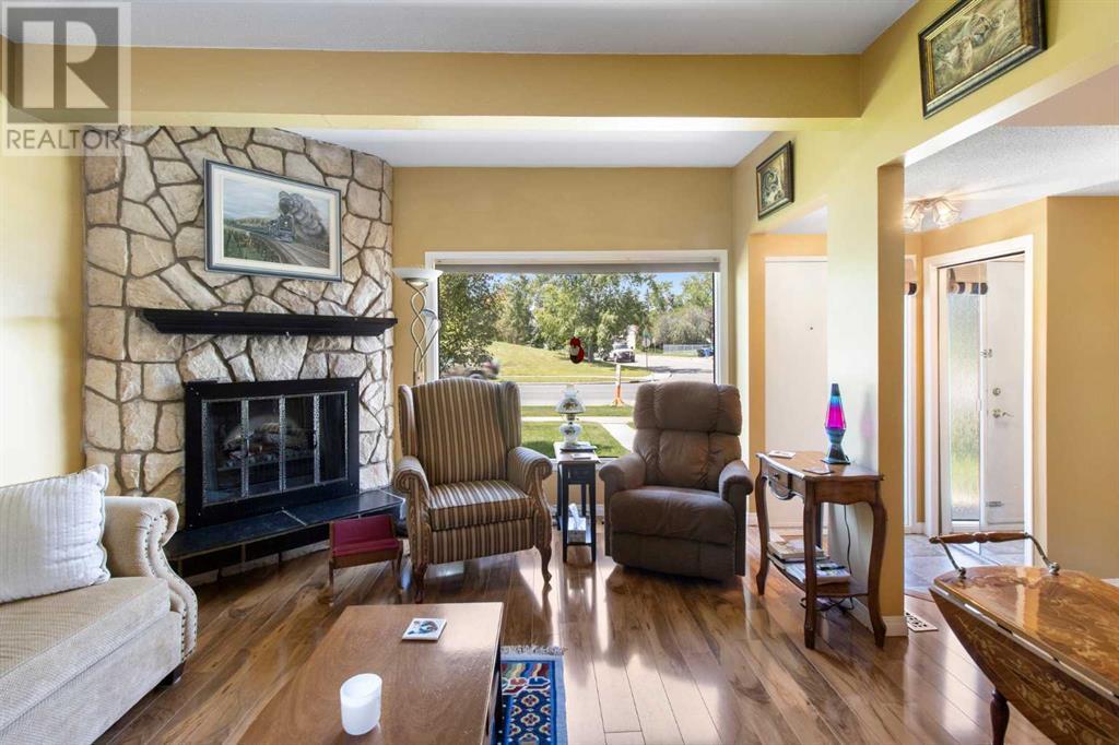 Single Family House for Sale in    Street SE Ogden Calgary 