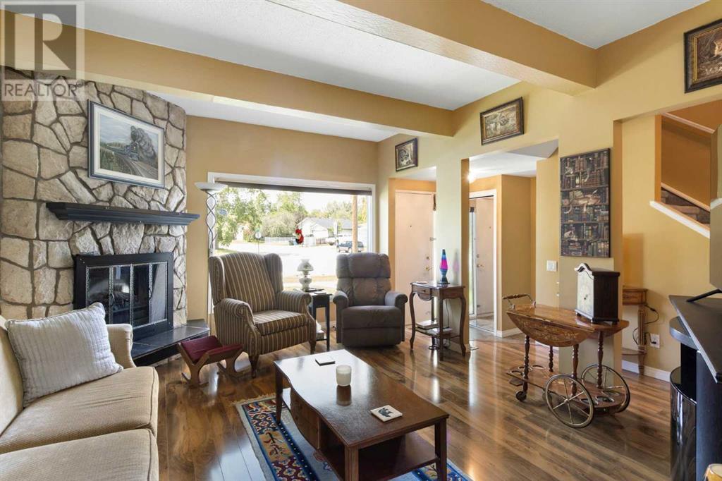 Single Family House for Sale in    Street SE Ogden Calgary 