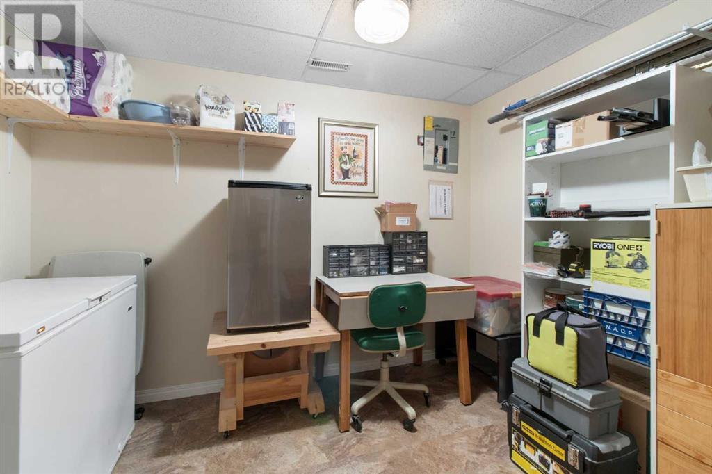 Single Family House for Sale in    Street SE Ogden Calgary 