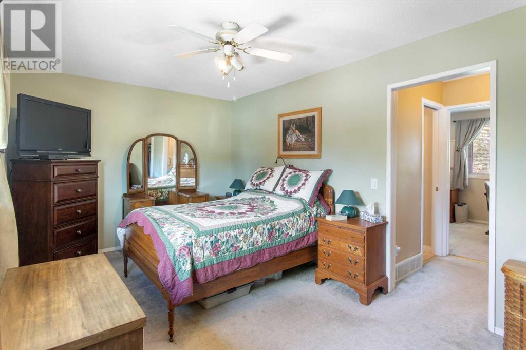 Single Family House for Sale in    Street SE Ogden Calgary 