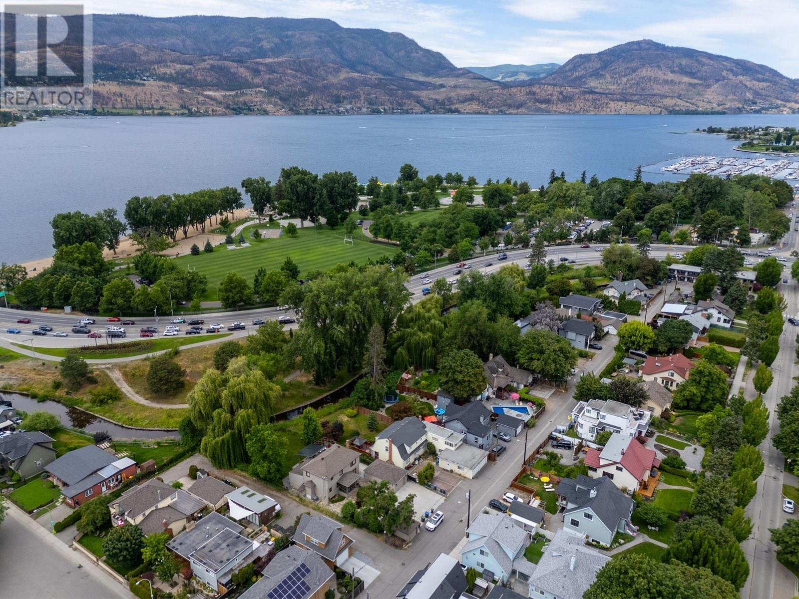  1880 Riverside Avenue, Kelowna