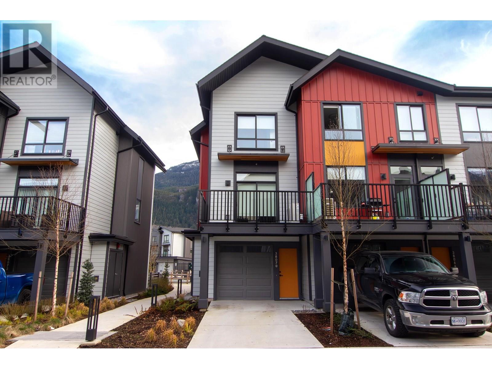 Photo 2 of 38070 Helm Way, Squamish BC