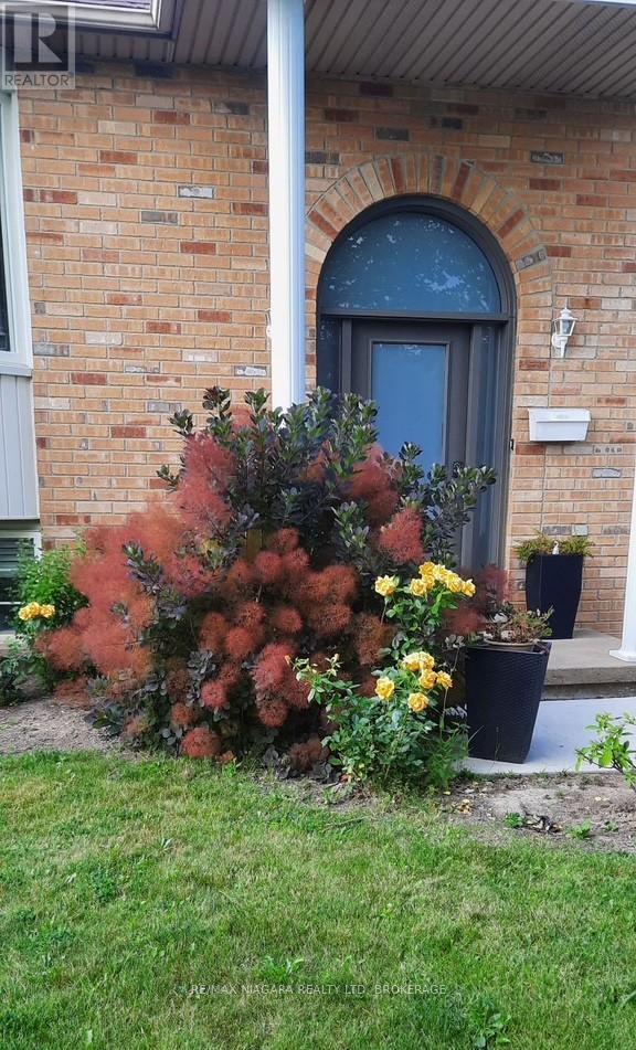Photo 2 of 3564 Hill Street, Fort Erie ON