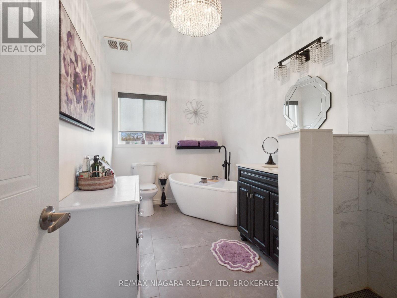 Photo 11 of 3564 Hill Street, Fort Erie ON