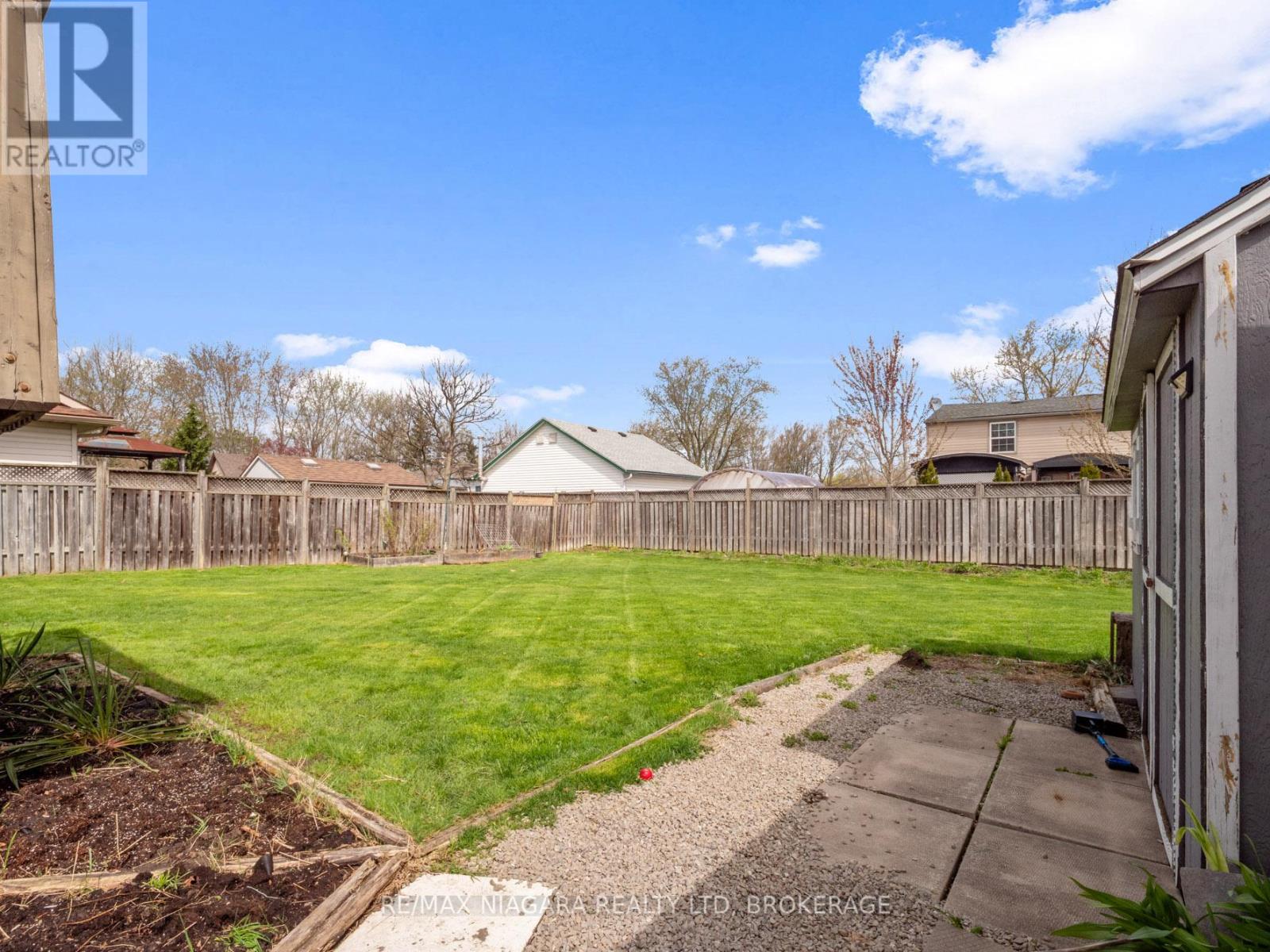 Photo 23 of 3564 Hill Street, Fort Erie ON
