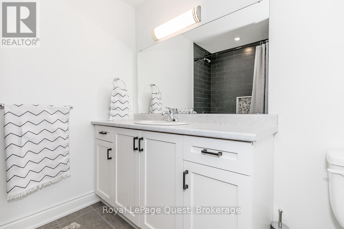 Photo 23 of 21 Rosy Beach Court, Ramara ON