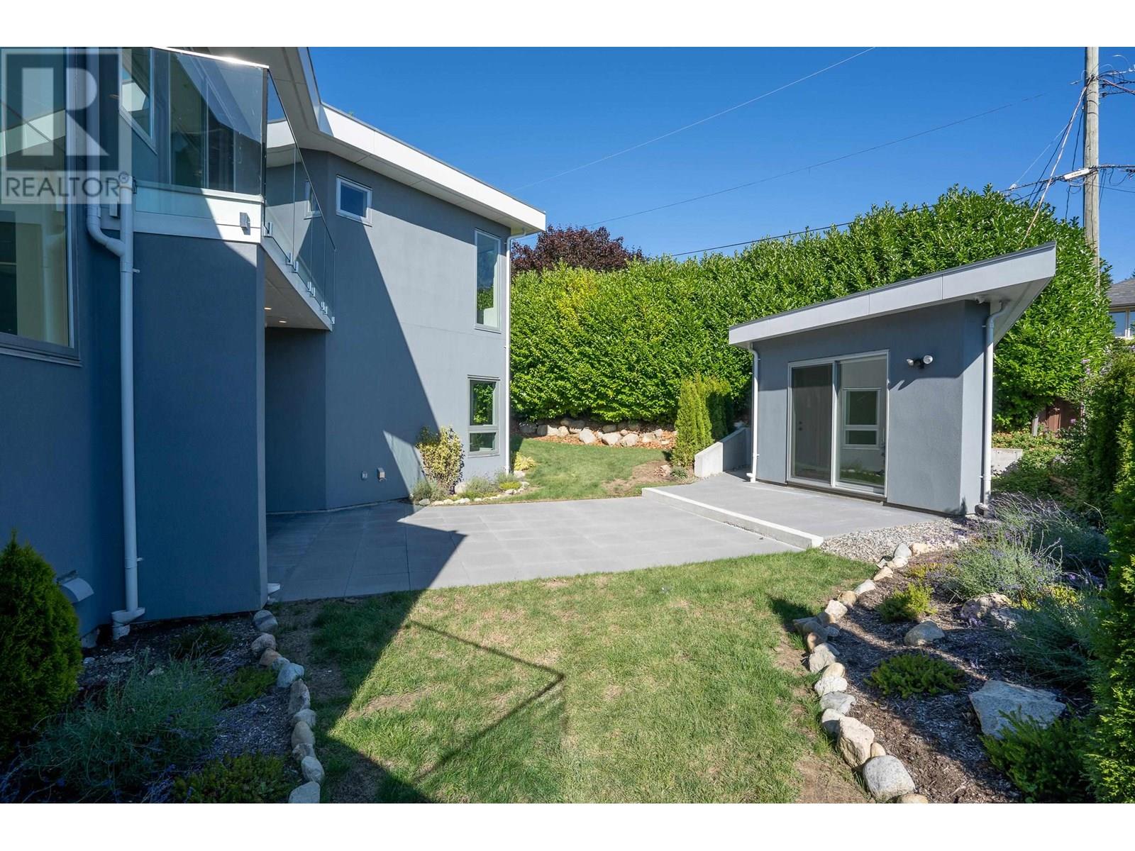 4500 CANTERBURY CRESCENT, North Vancouver