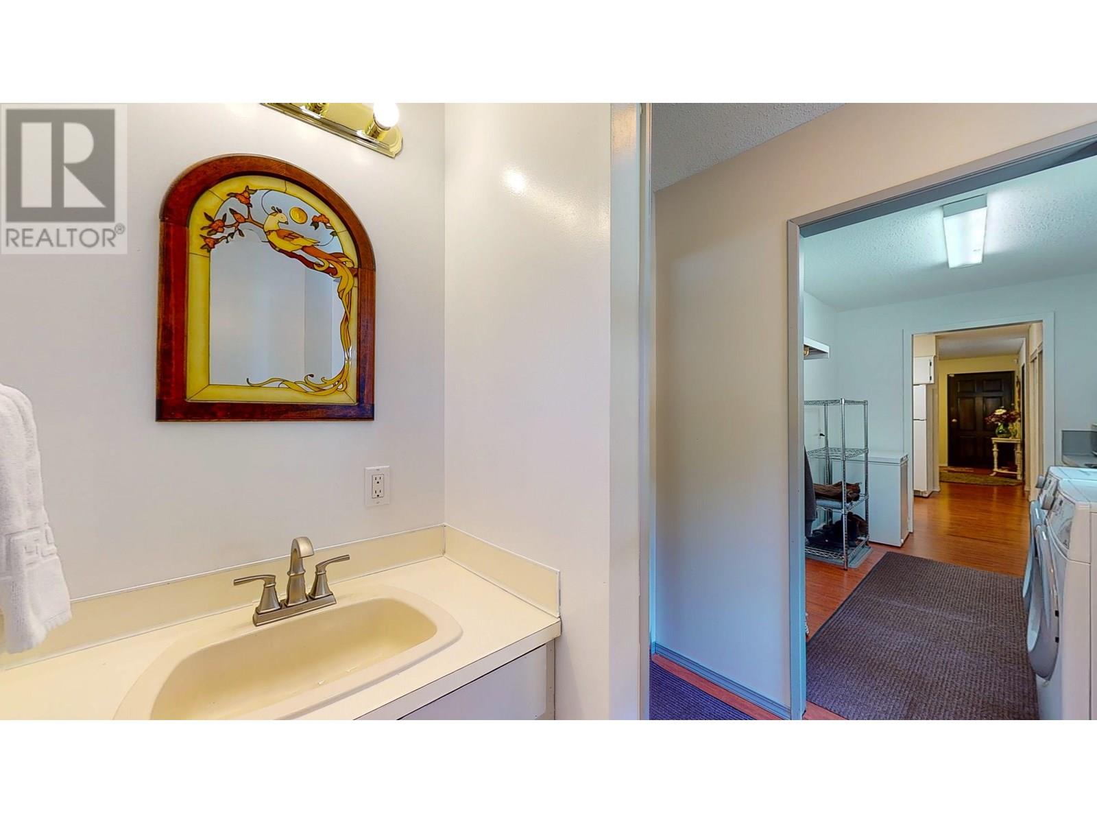 4569 FRANCIS PENINSULA ROAD, Madeira Park