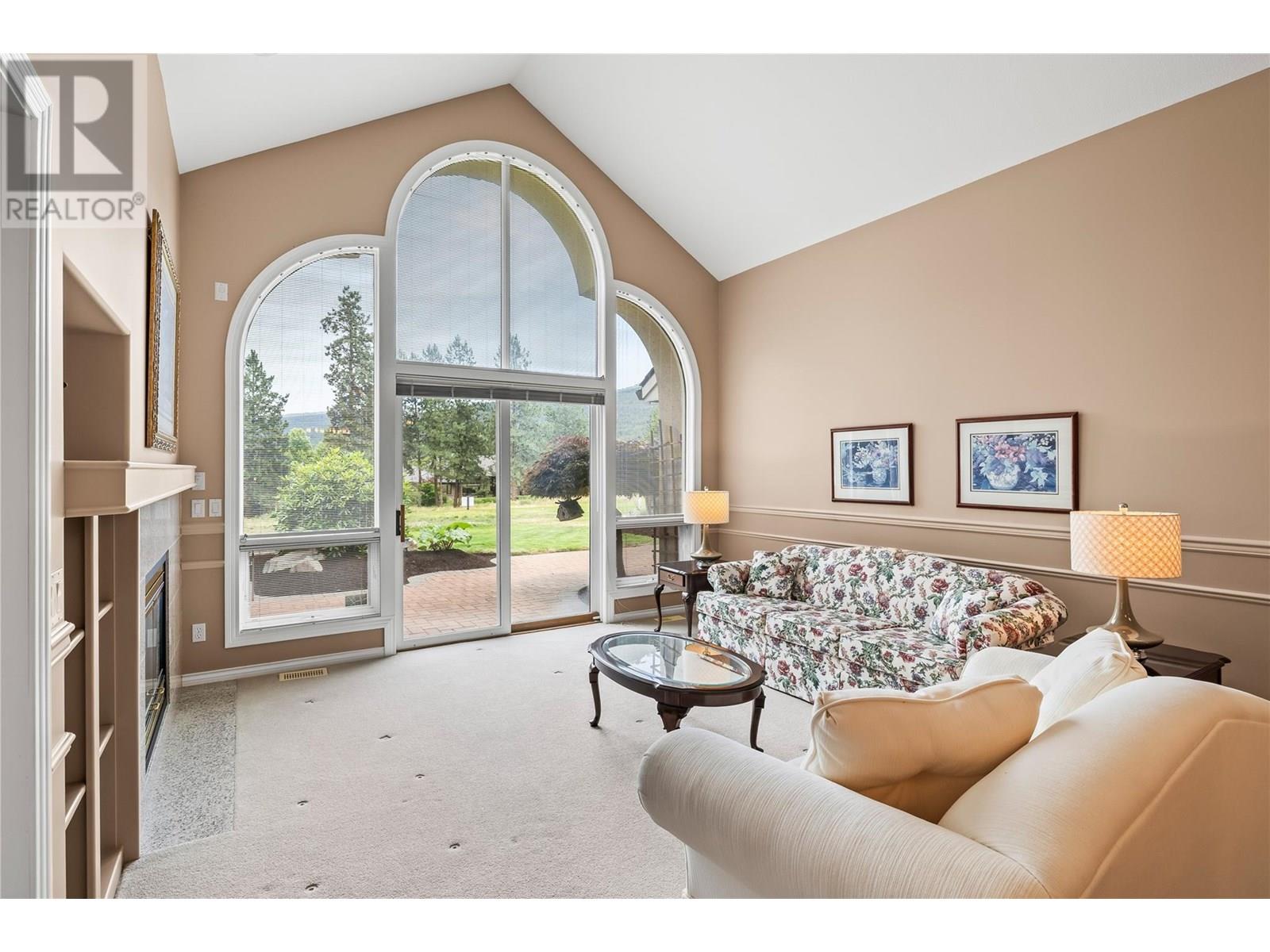  4003 Gallaghers Terrace, Kelowna