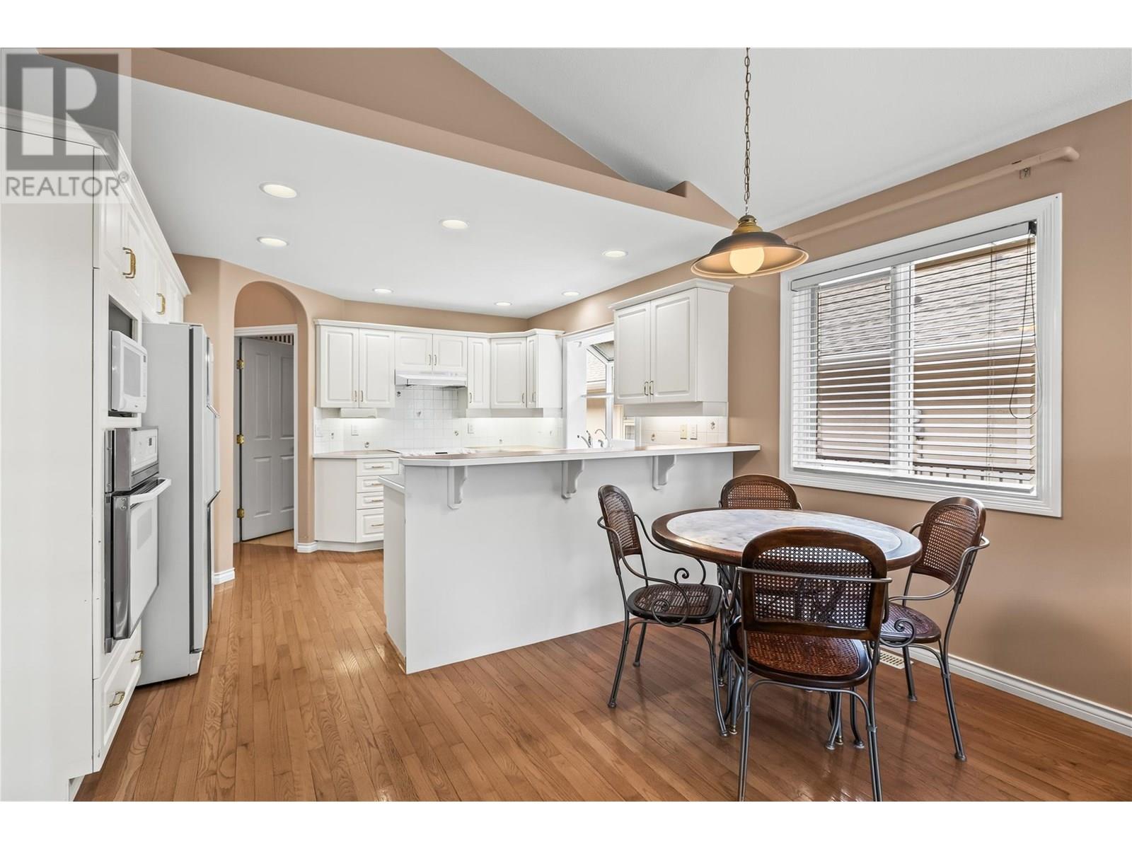  4003 Gallaghers Terrace, Kelowna