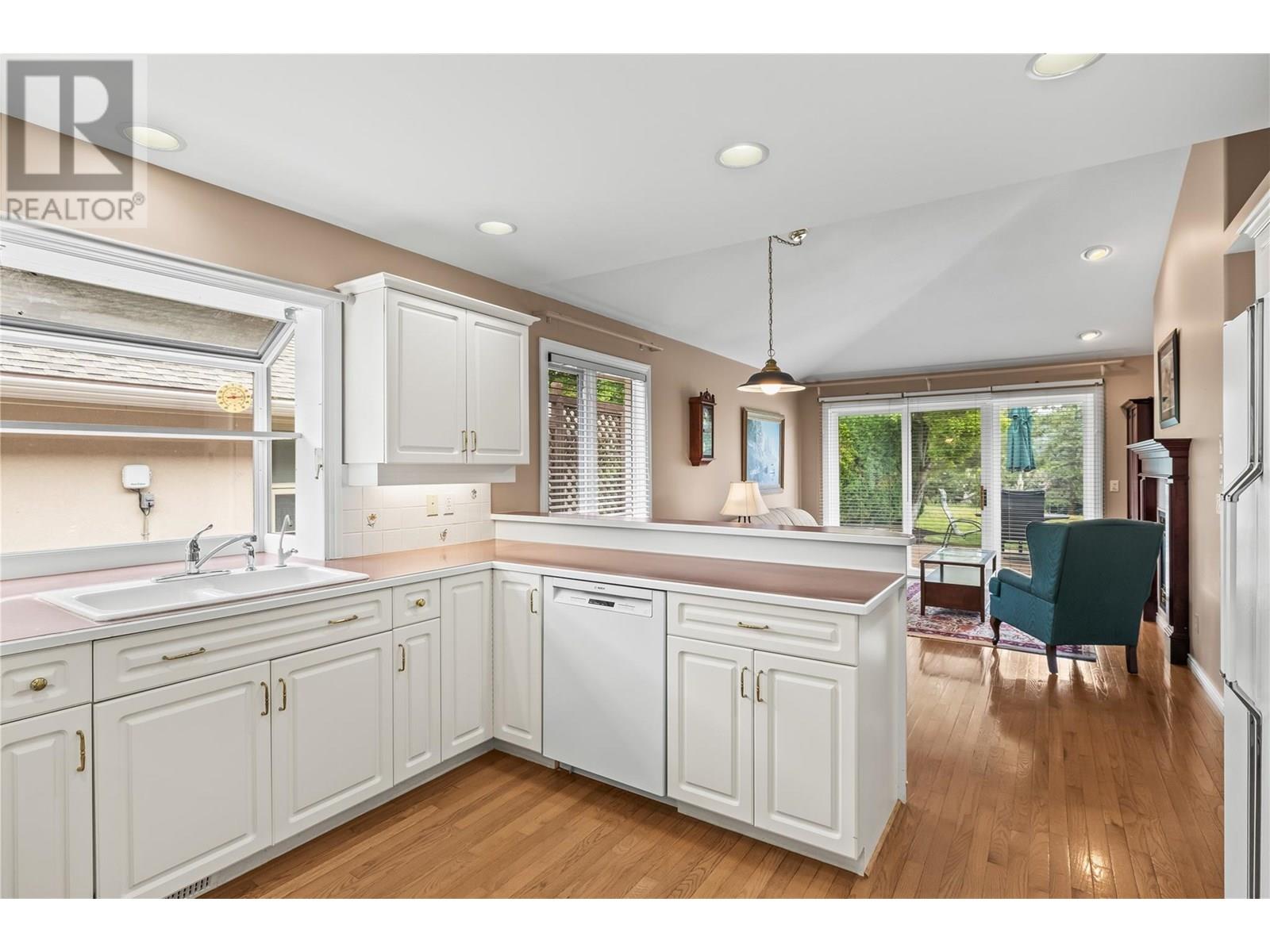  4003 Gallaghers Terrace, Kelowna