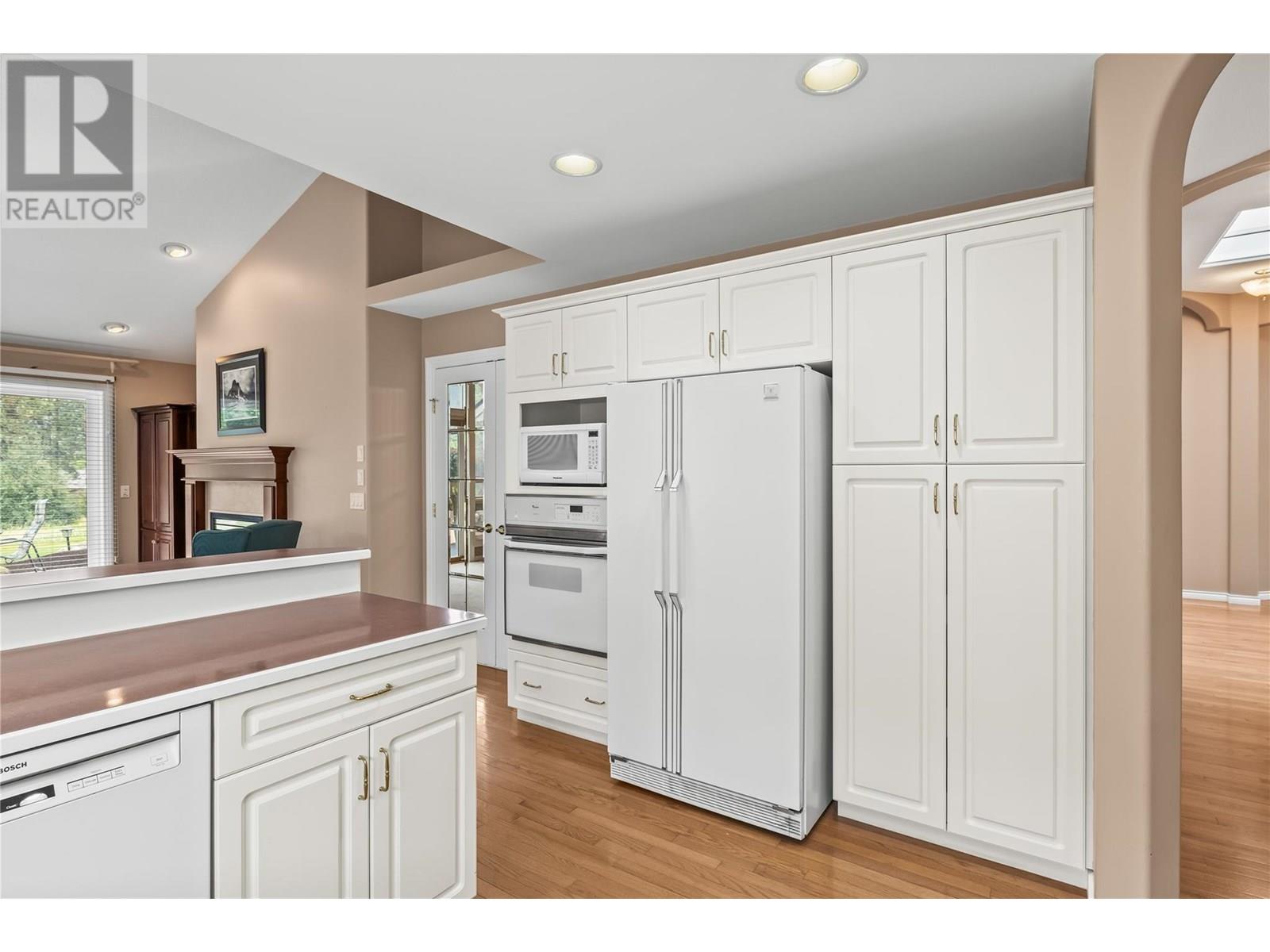  4003 Gallaghers Terrace, Kelowna