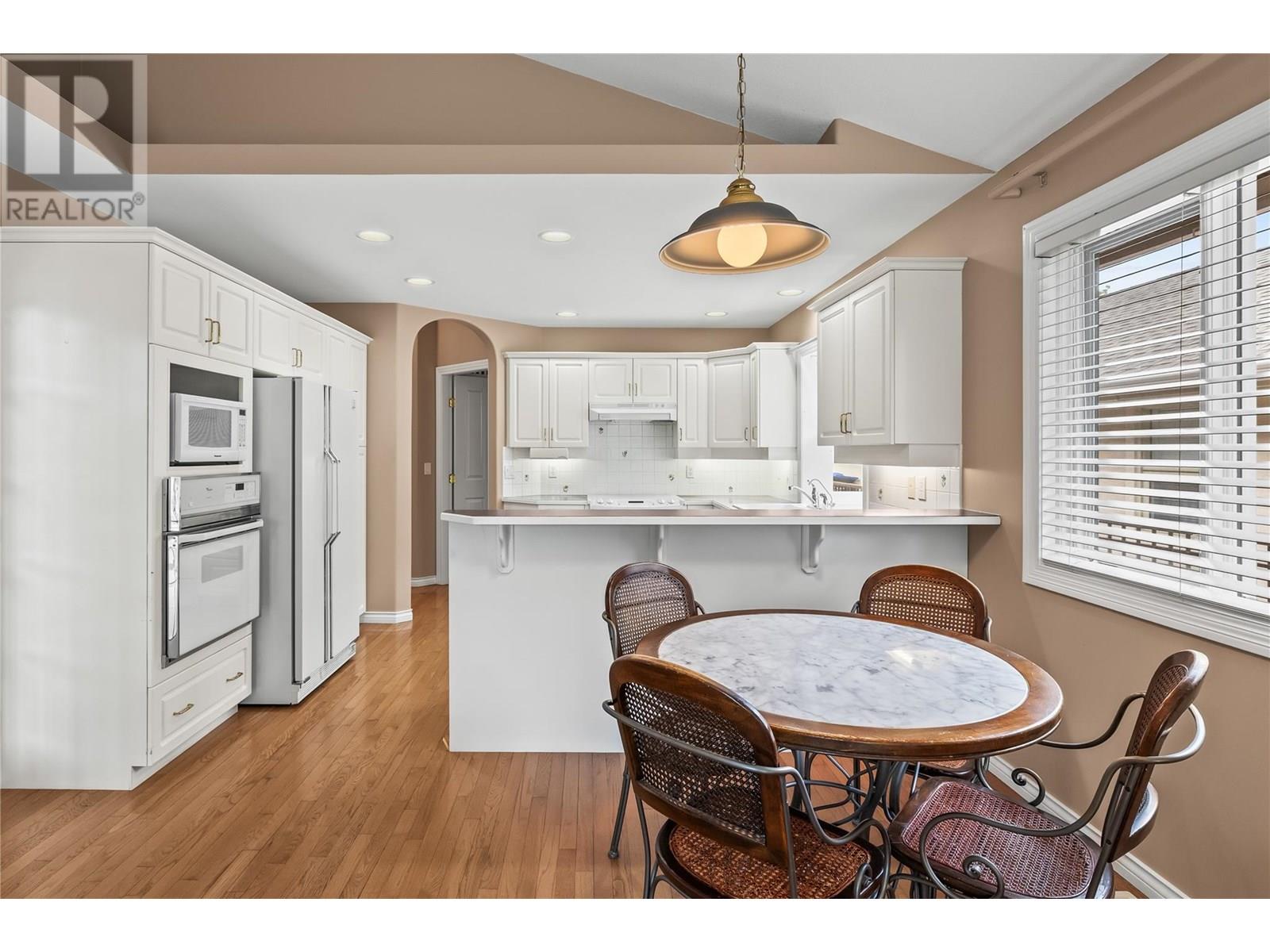  4003 Gallaghers Terrace, Kelowna