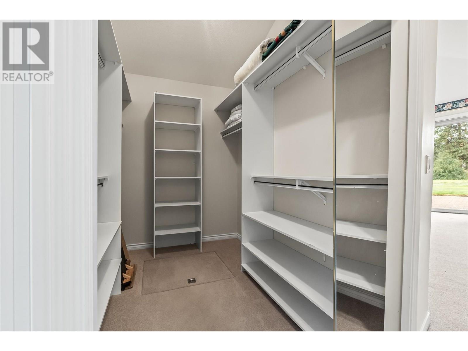  4003 Gallaghers Terrace, Kelowna