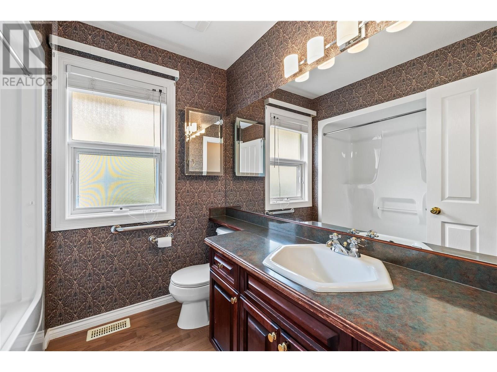  4003 Gallaghers Terrace, Kelowna