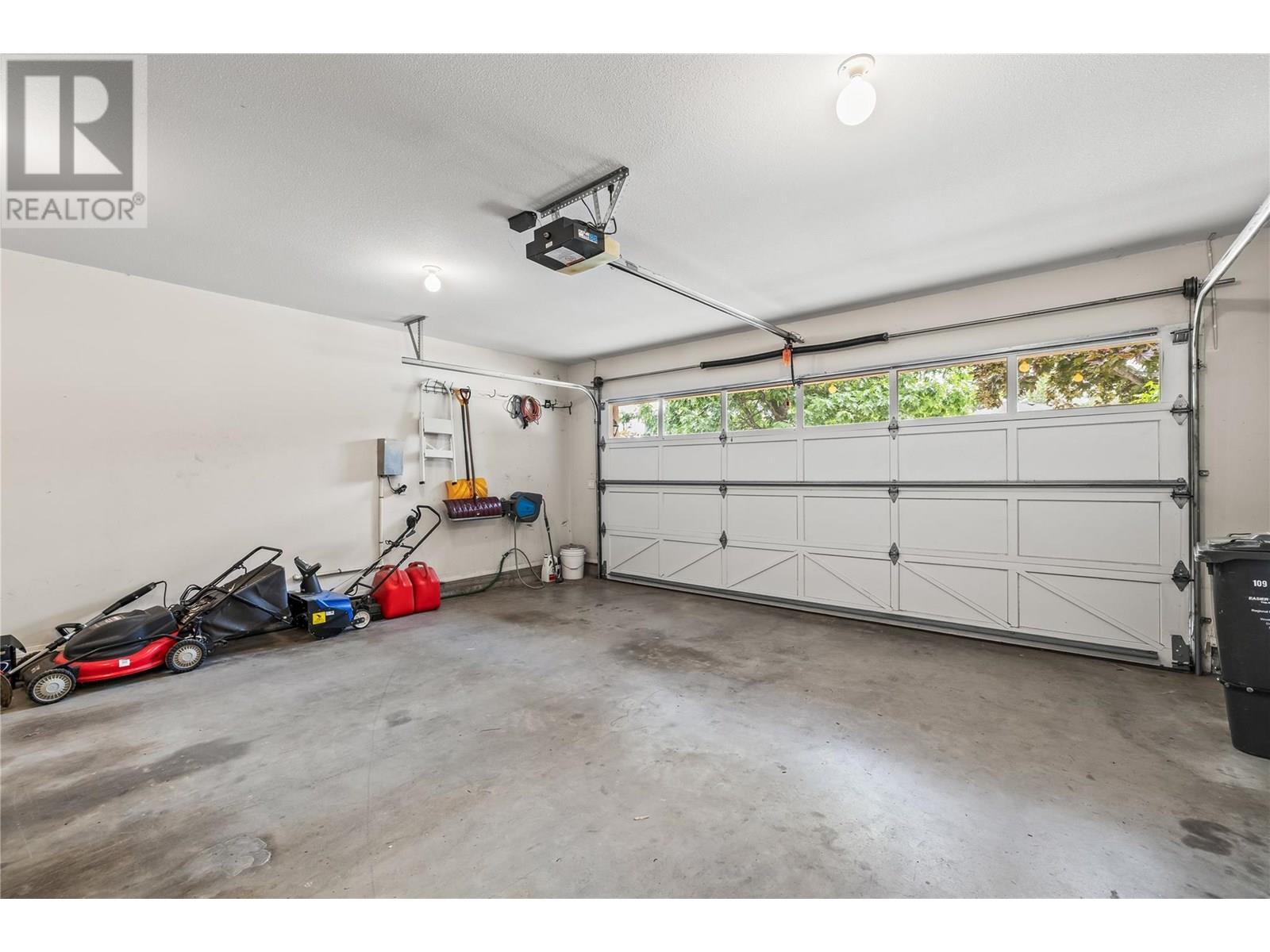 4003 Gallaghers Terrace, Kelowna