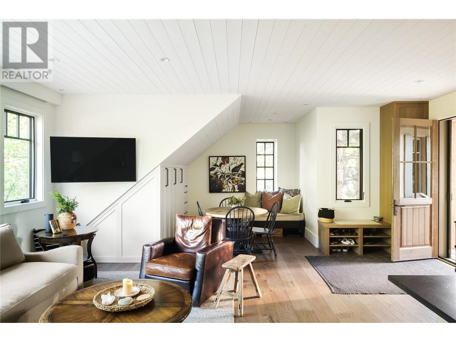 12407 Coldstream Creek Road, Coldstream