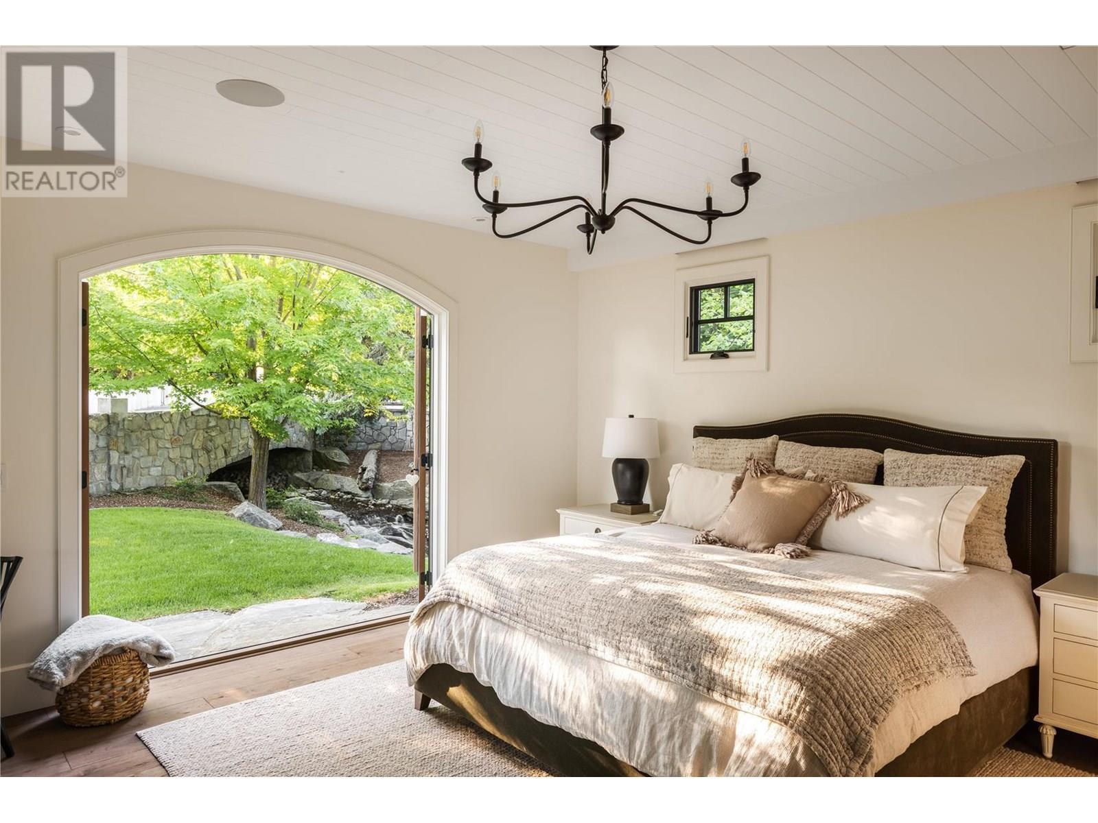 12407 Coldstream Creek Road, Coldstream