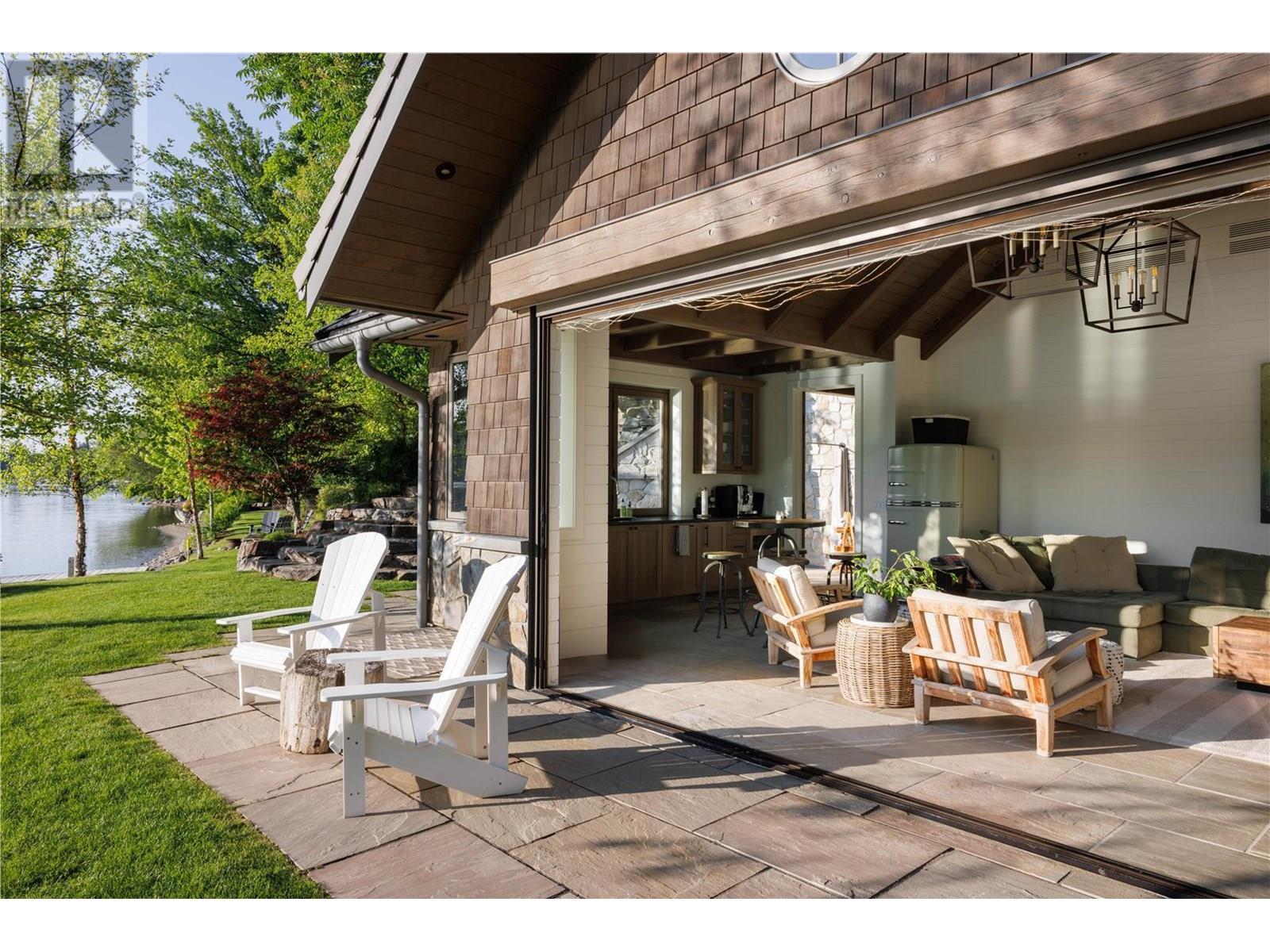12407 Coldstream Creek Road, Coldstream