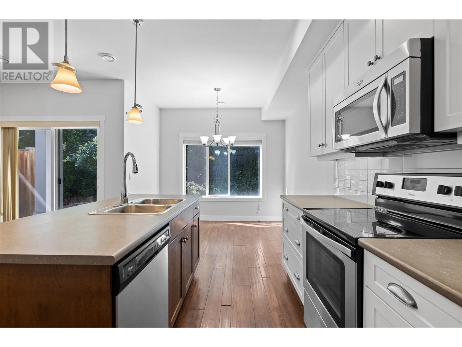 9 10724 Bottom Wood Lake Road Road, Lake Country