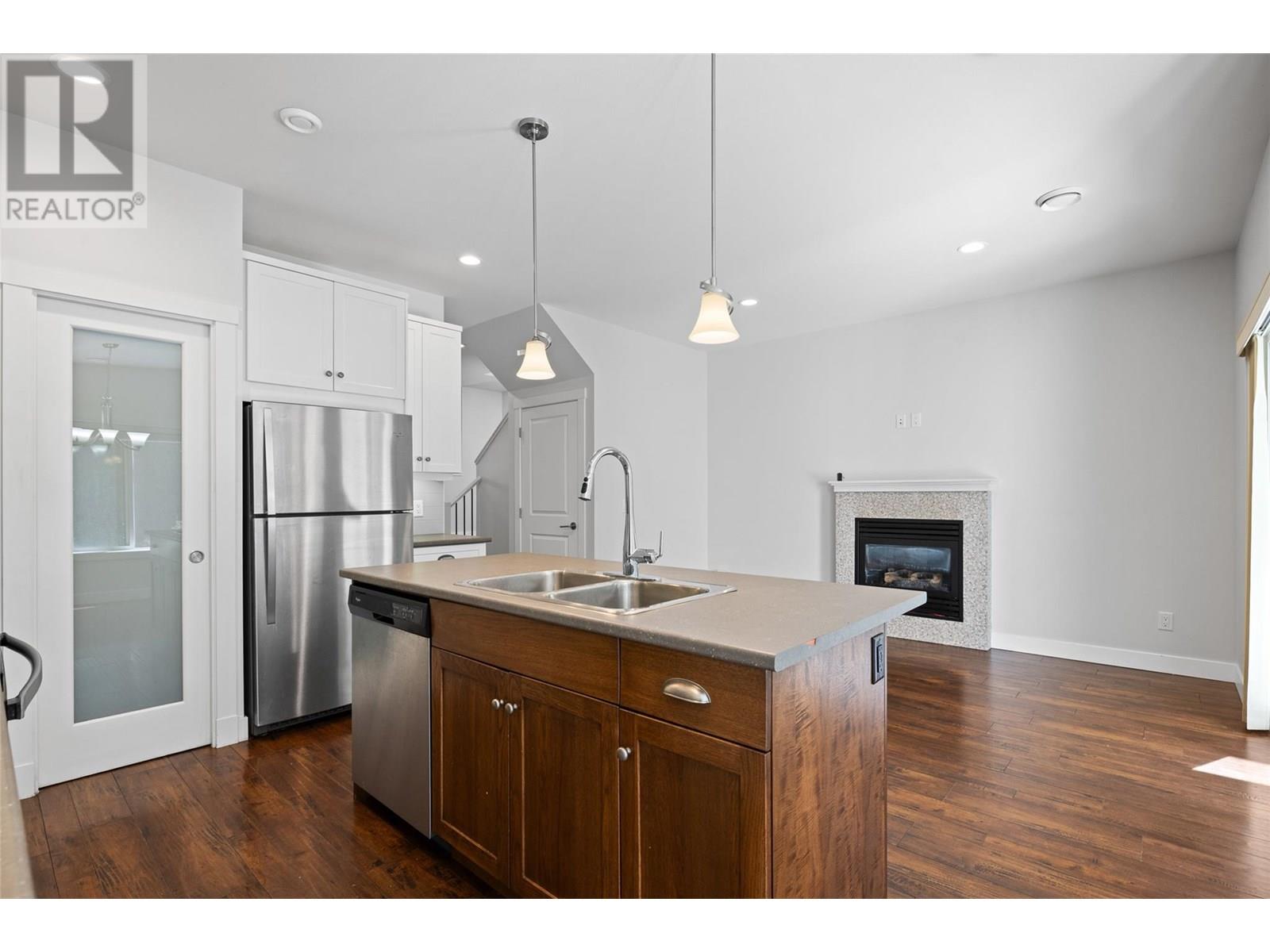 9 10724 Bottom Wood Lake Road Road, Lake Country