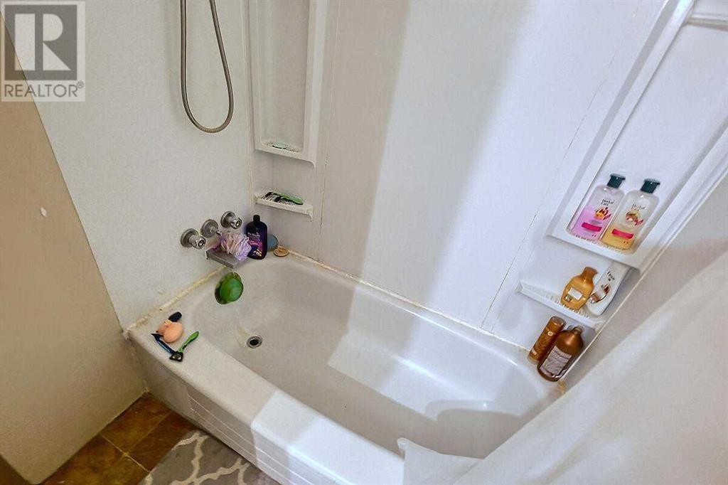 Single Family House for Sale in   Hubalta Road SE Dover Calgary 