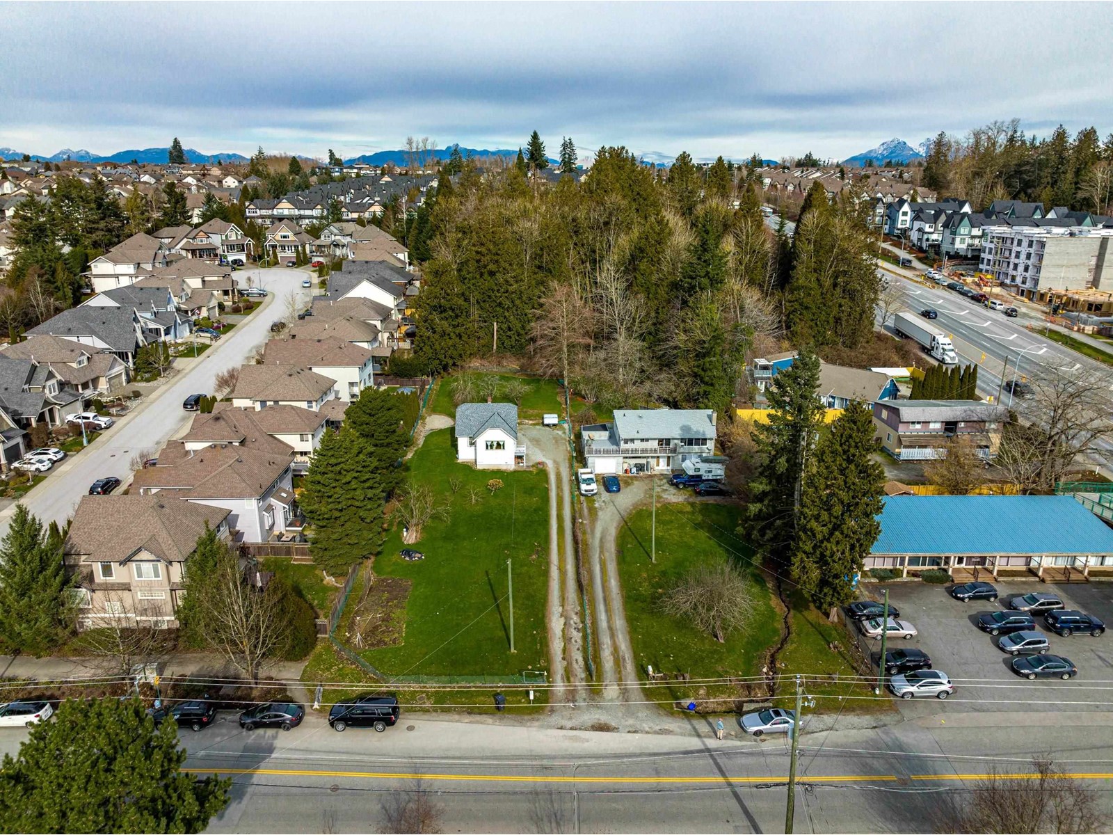 Photo 7 of 19957 68 Avenue, Langley BC