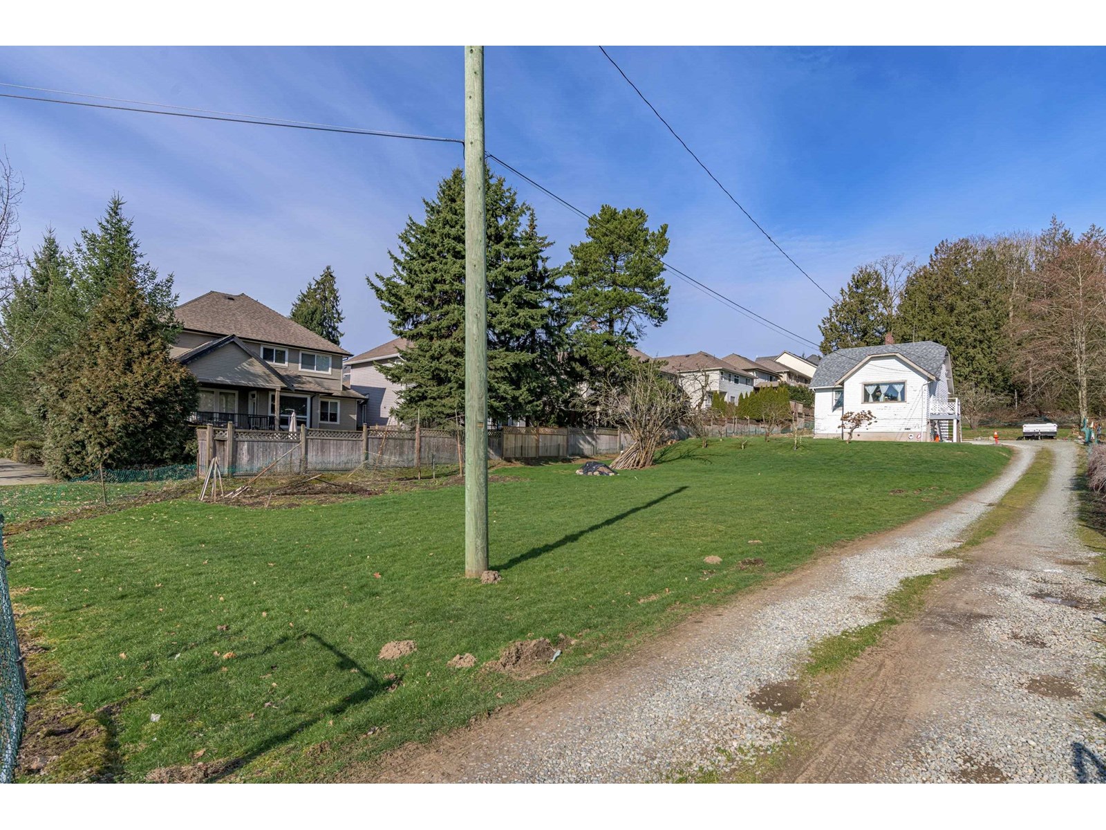 Photo 12 of 19957 68 Avenue, Langley BC