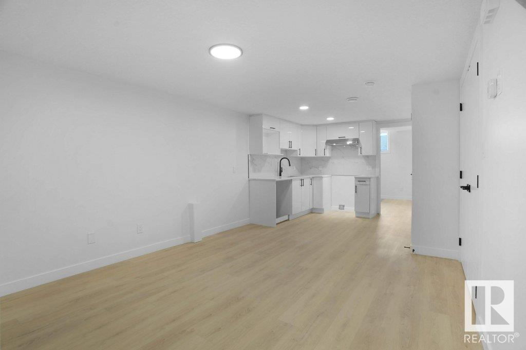 Photo 31 of 10946 62 Av Nw, Edmonton AB