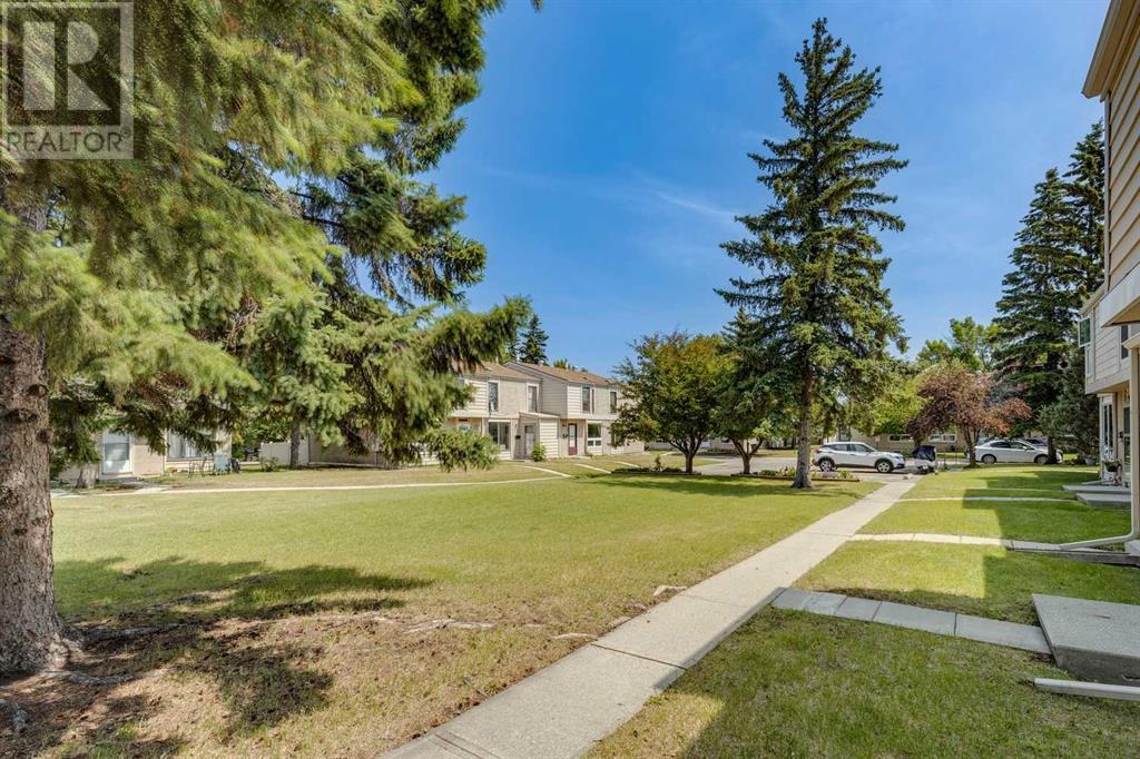 Single Family House for Sale in    Street NE Pineridge Calgary 
