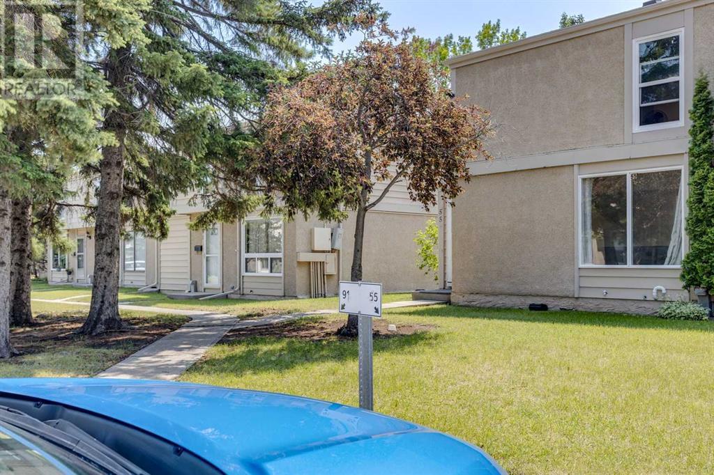 Single Family House for Sale in    Street NE Pineridge Calgary 