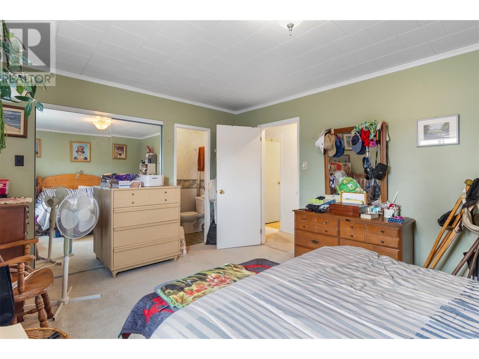 Photo 13 of 957 Newton Street, Kamloops BC