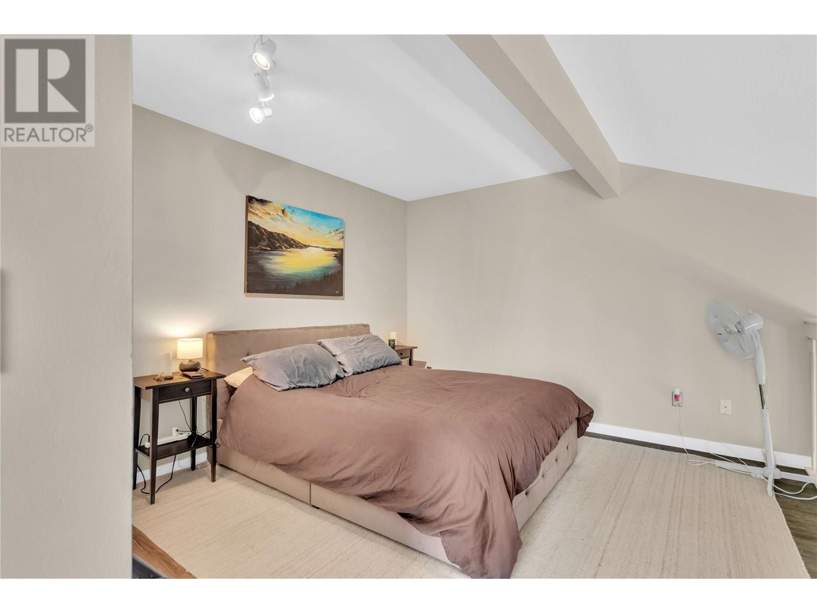 3155 Gordon Drive Unit# 209, Kelowna