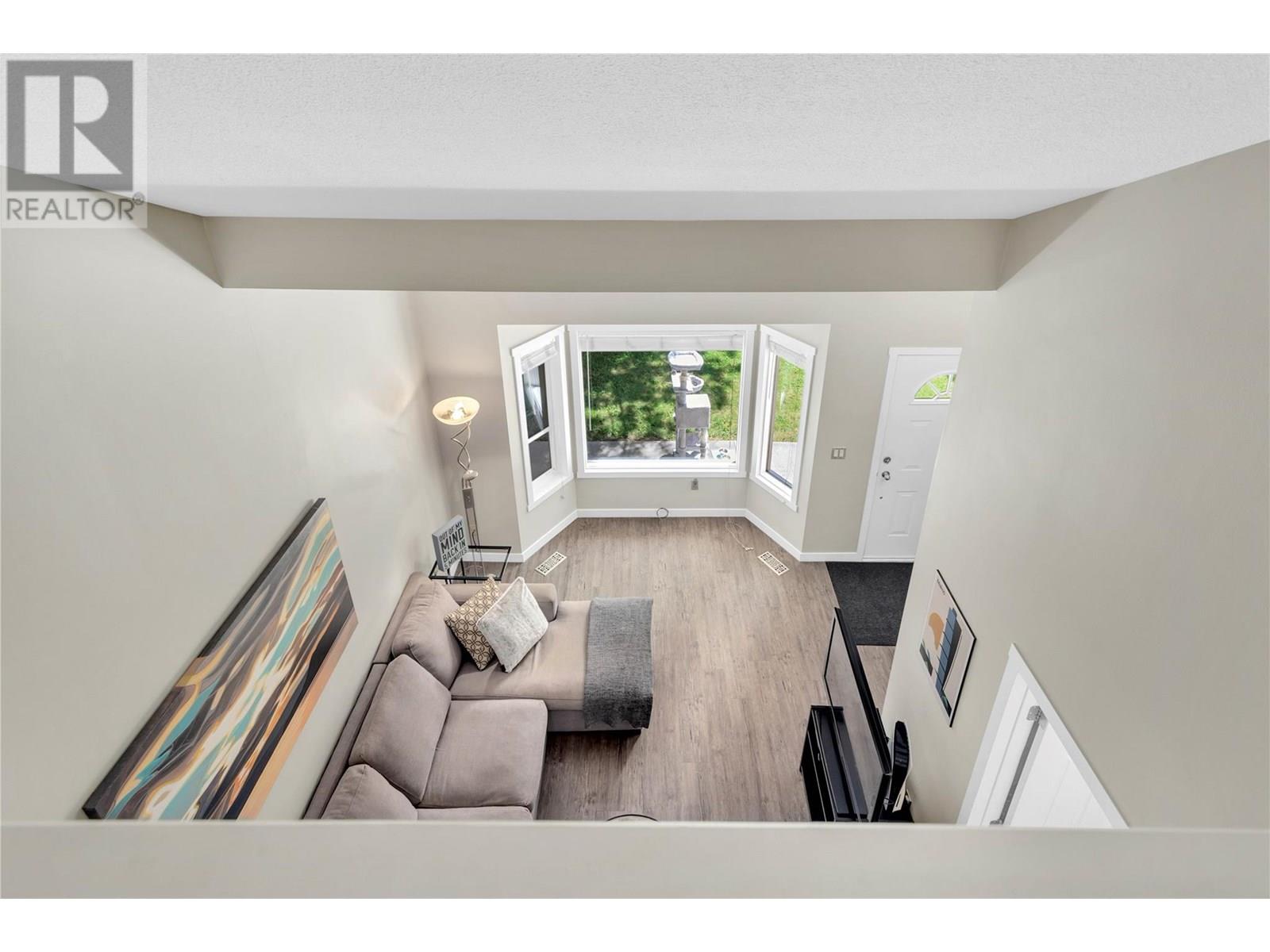 3155 Gordon Drive Unit# 209, Kelowna