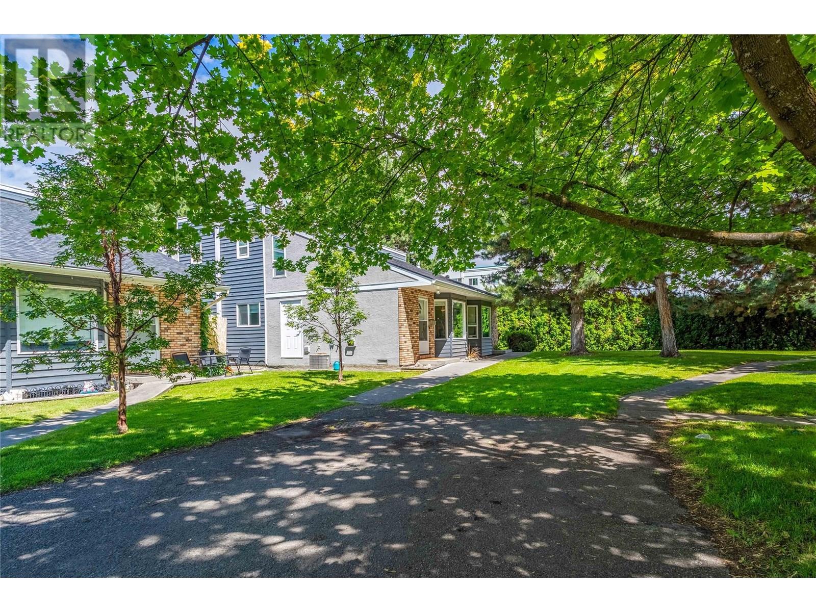 3155 Gordon Drive Unit# 209, Kelowna