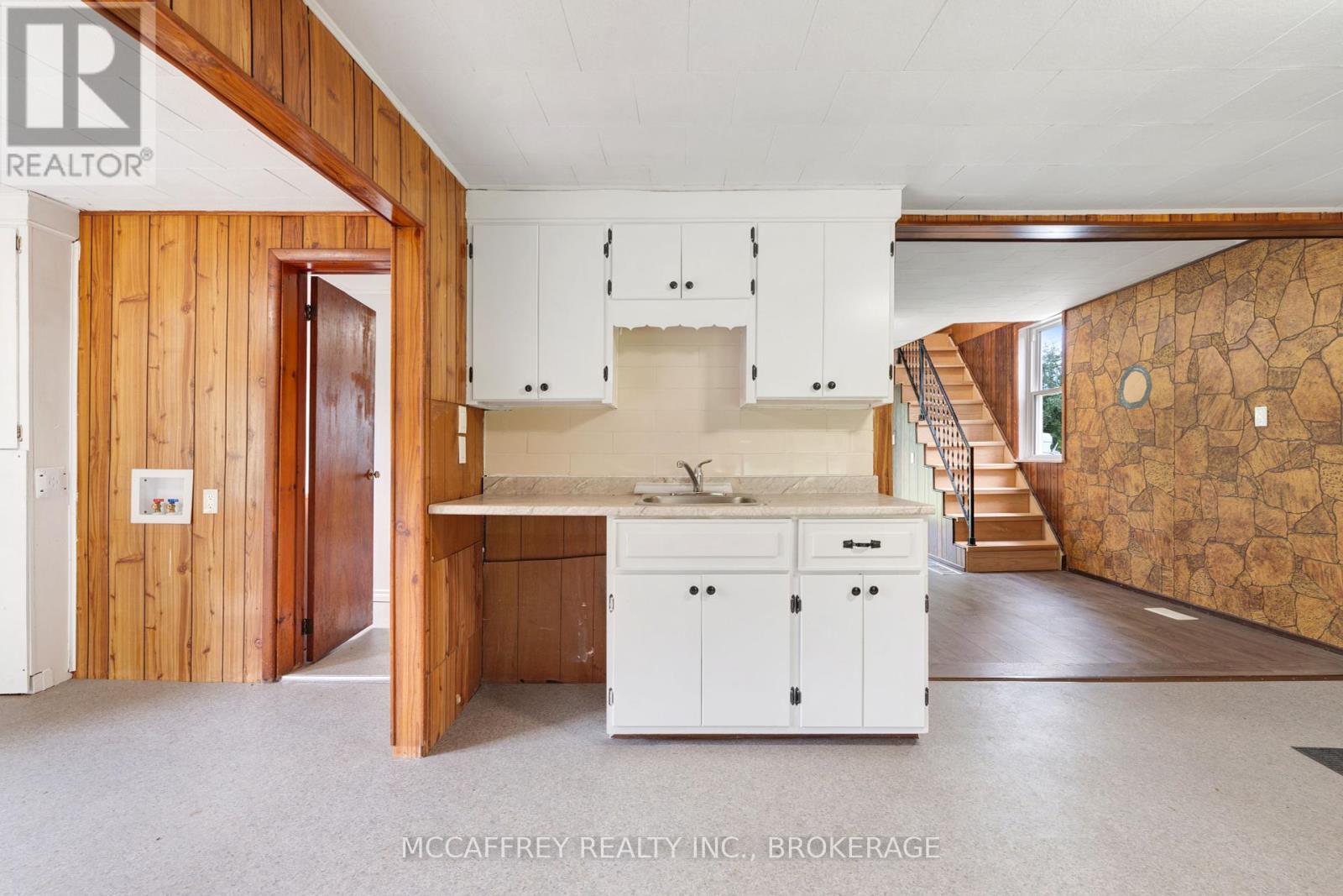 Photo 31 of 333 Burridge Road, South Frontenac ON