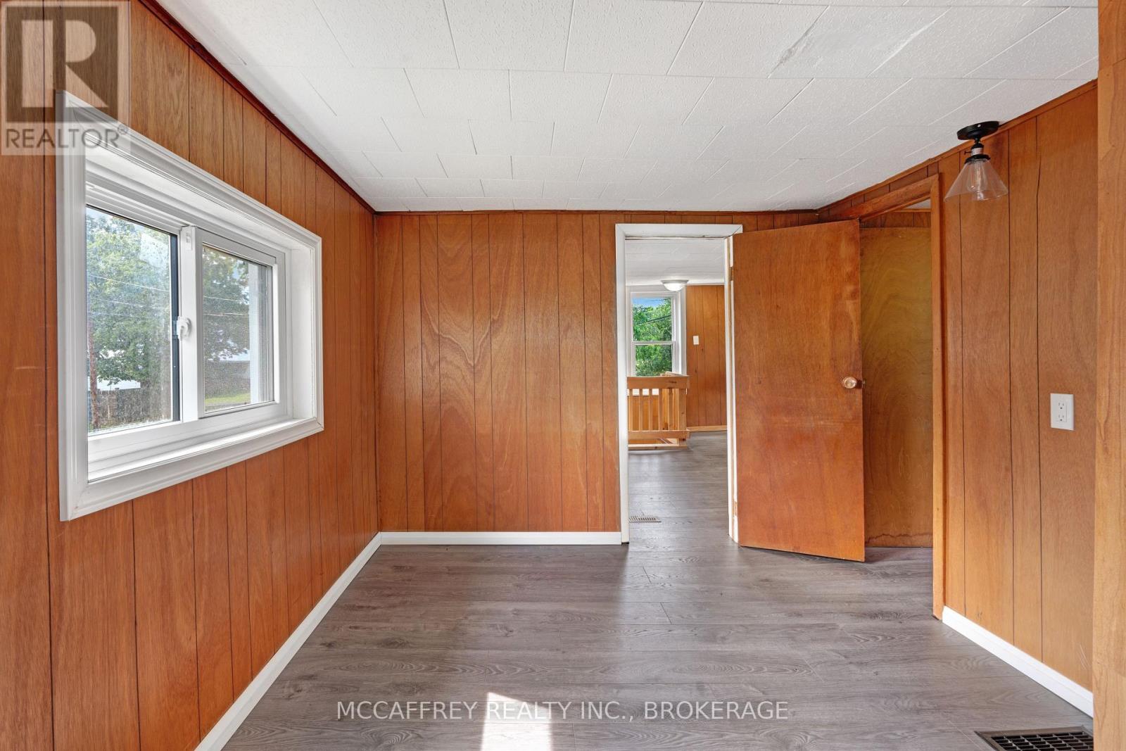 Photo 4 of 333 Burridge Road, South Frontenac ON
