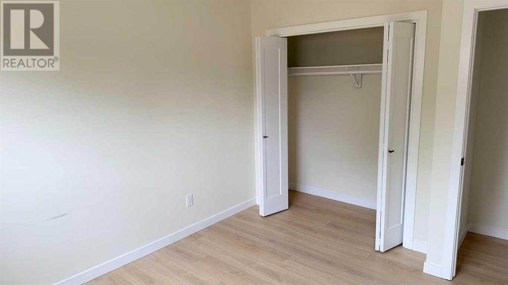 Multi-family House Bi-level for Sale in   Avenue NE Winston Heights/Mountview Calgary 