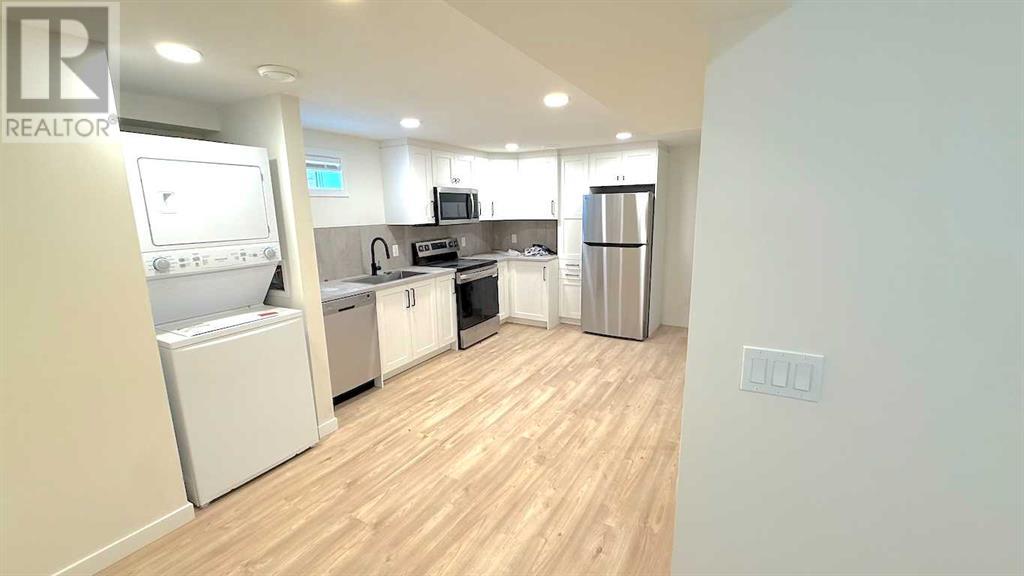 Multi-family House Bi-level for Sale in   Avenue NE Winston Heights/Mountview Calgary 