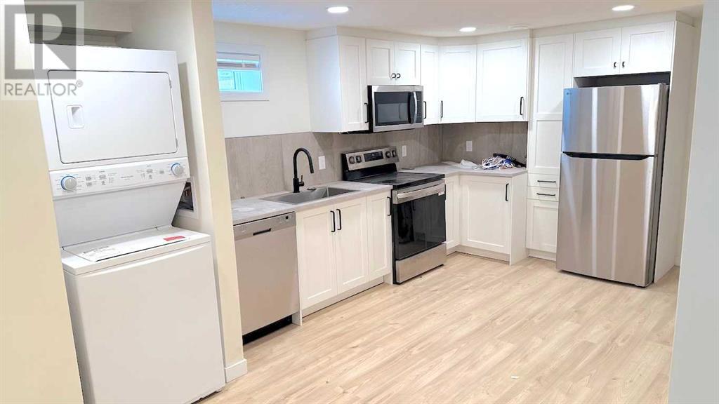 Multi-family House Bi-level for Sale in   Avenue NE Winston Heights/Mountview Calgary 