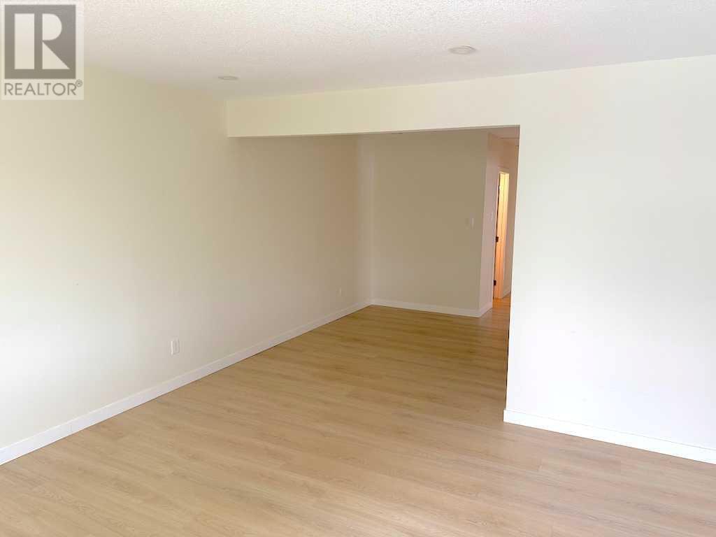 Multi-family House Bi-level for Sale in   Avenue NE Winston Heights/Mountview Calgary 