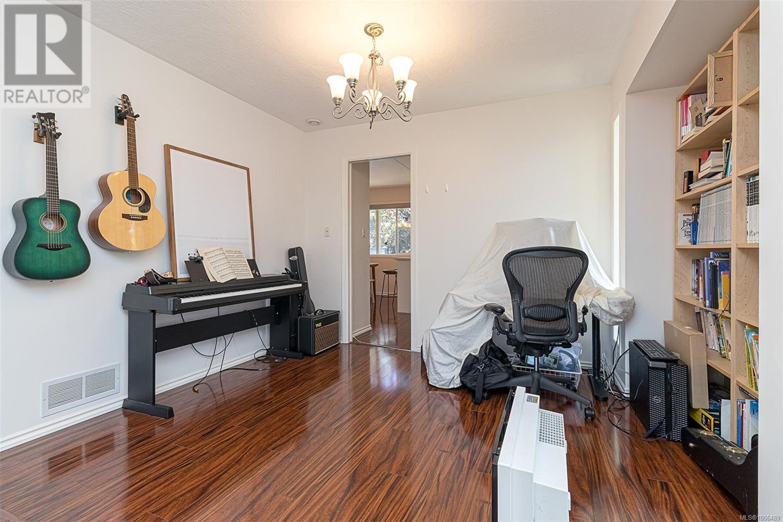 Photo 51 of 2619 Crystalview Dr, Langford BC