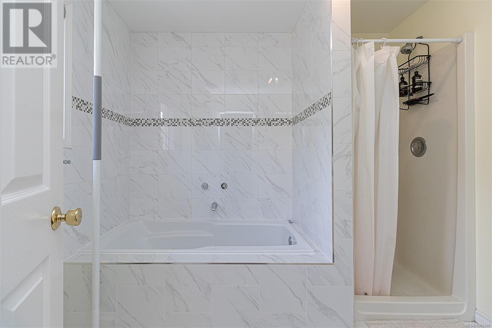 Photo 49 of 2619 Crystalview Dr, Langford BC