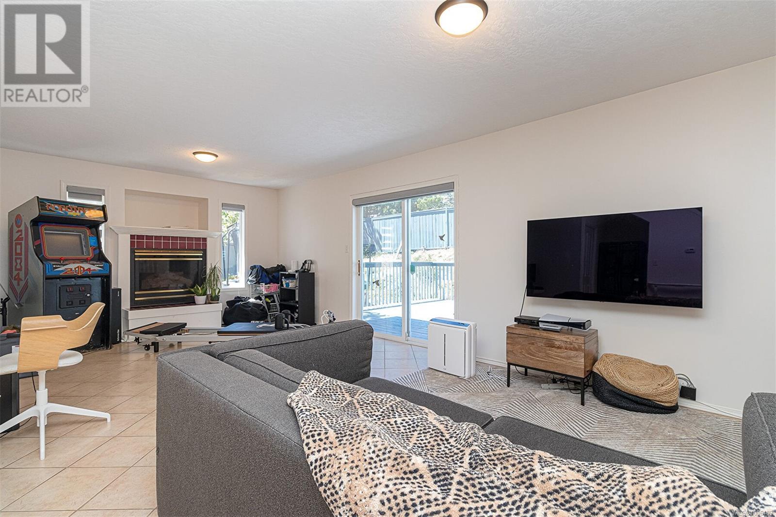 Photo 55 of 2619 Crystalview Dr, Langford BC