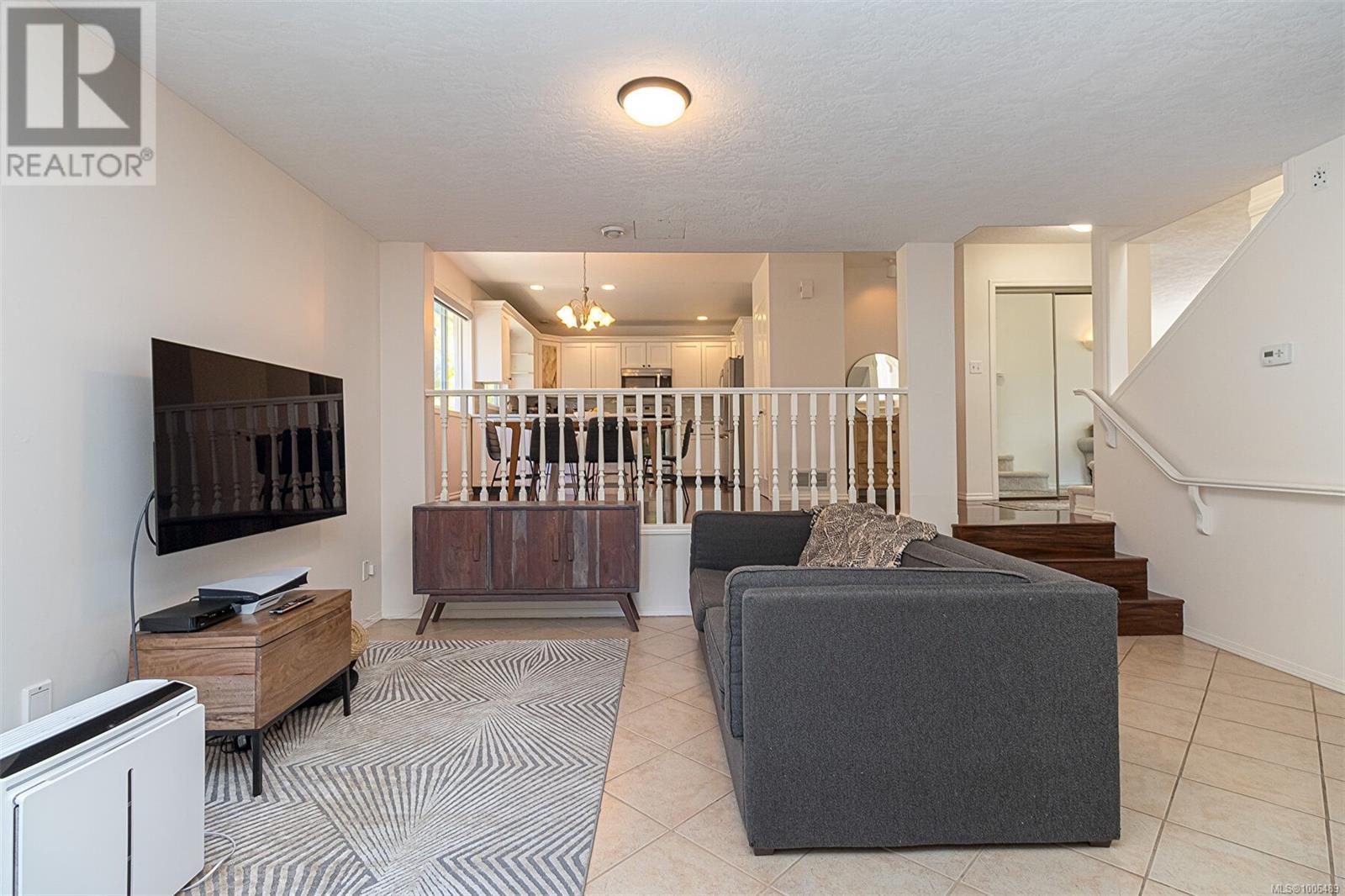 Photo 25 of 2619 Crystalview Dr, Langford BC