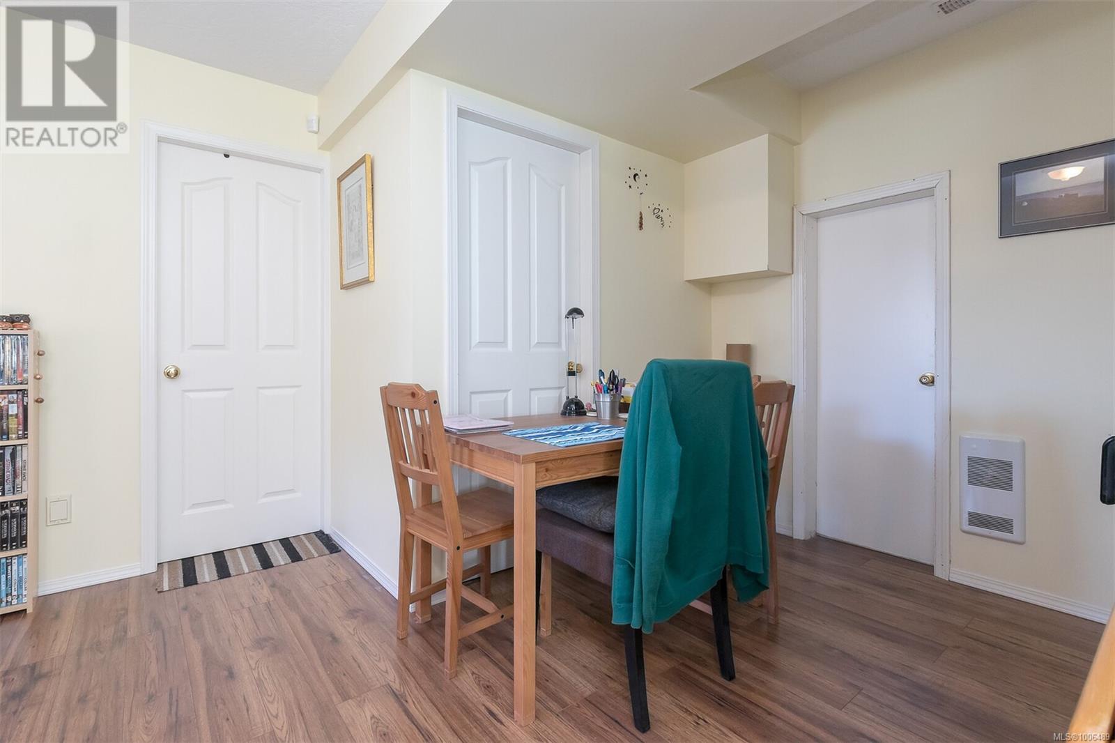 Photo 2 of 2619 Crystalview Dr, Langford BC